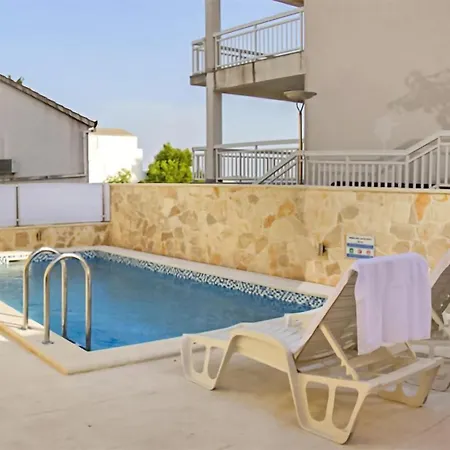 In Rogoznicko With Kitchen Apartment *
