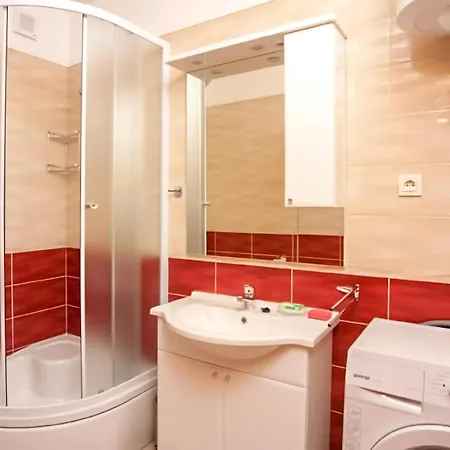 In Rogoznicko With Kitchen Apartment *